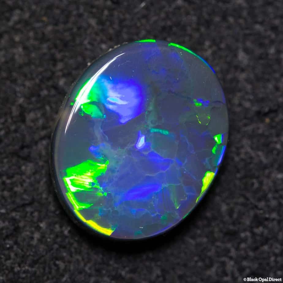 1.37 ct black opal 9x7.5x3mm - Image 3