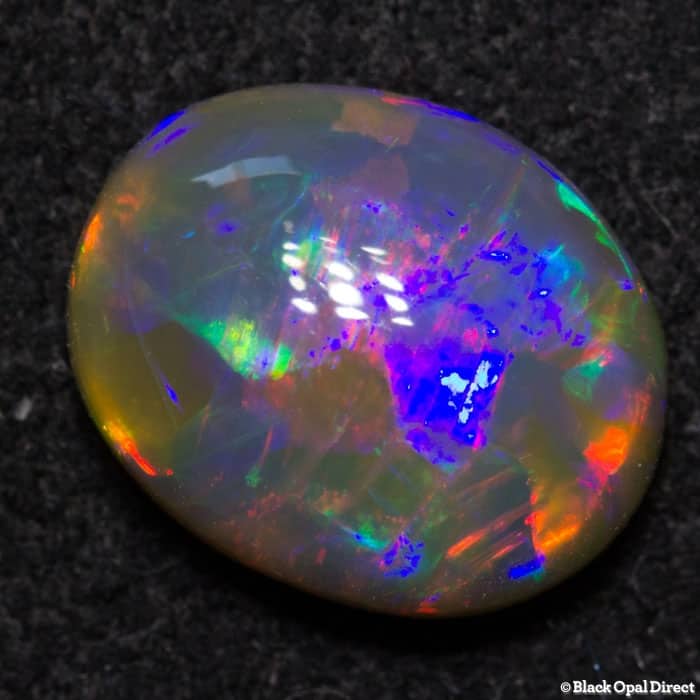 1.37 ct crystal opal 9x7x3mm - Image 4