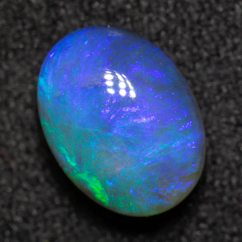 1.38 ct black crystal opal 8x6x4.5mm - Image 2