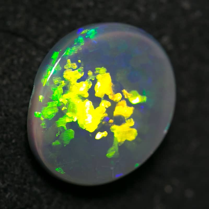 1.38 ct dark opal 9x8x3mm - Image 3
