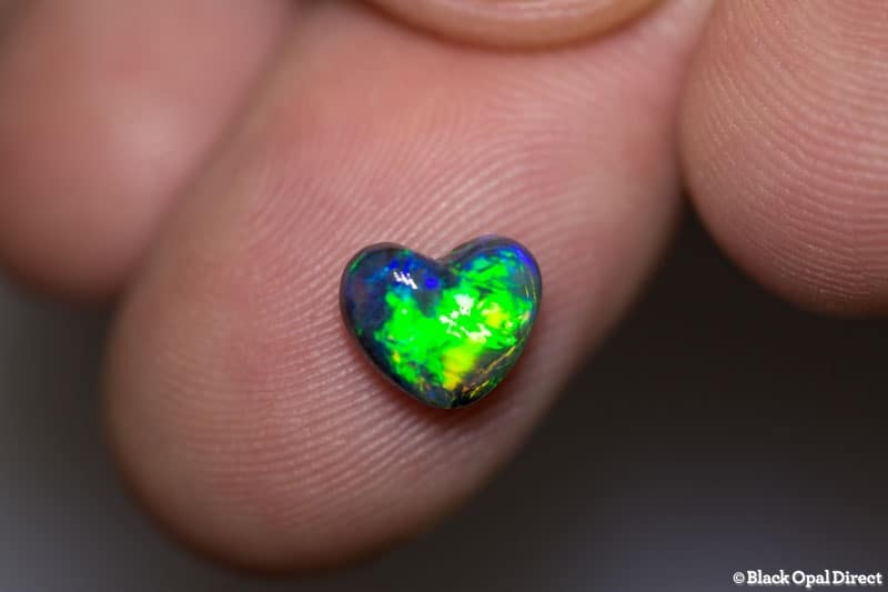 1.41 ct gem black opal heart double sided 8.3x7x4mm - Image 3