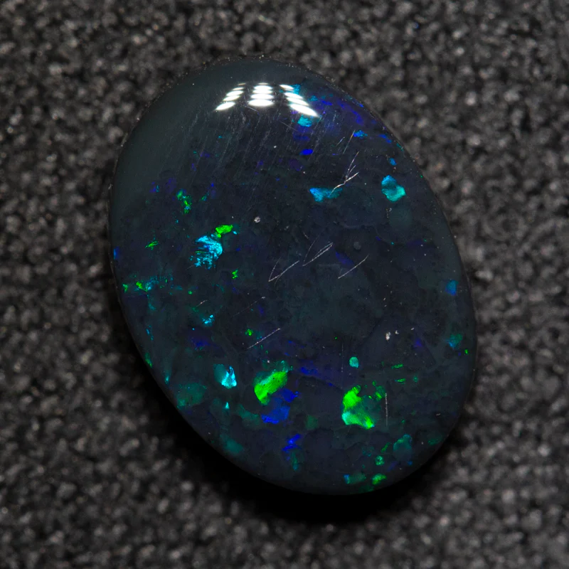 1.44 ct black opal 9.2x6.7x3.1mm - Image 2