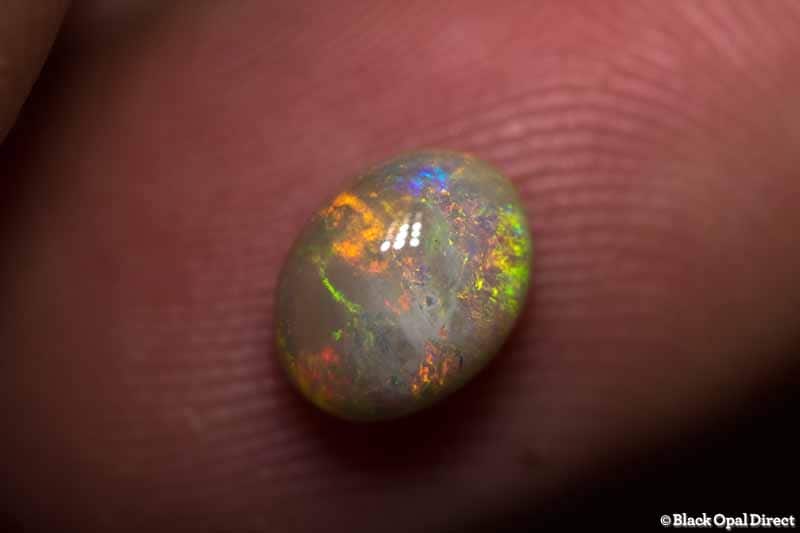 1.44 ct white opal 8x6x5mm - Image 2