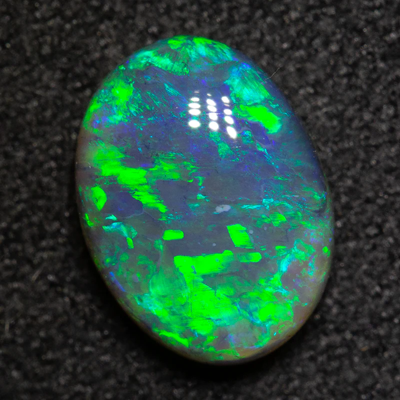 1.46 ct black opal 9x6.8x3.7mm - Image 2