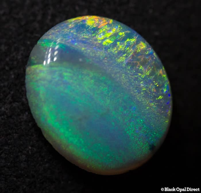1.47 ct crystal opal 10x9x3mm - Image 2