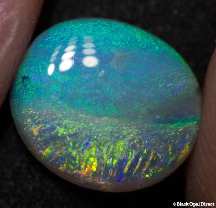 1.47 ct crystal opal 10x9x3mm - Image 3