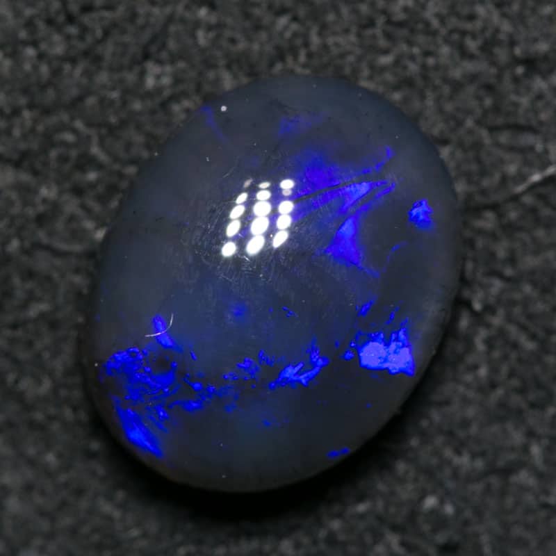 1.49 ct black opal 8.5x7x4mm - Image 2
