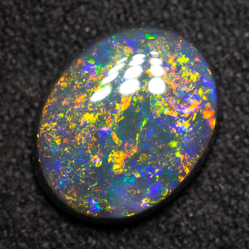 1.50 ct black opal 9.5x7.6x2.9mm - Image 3
