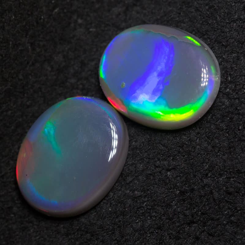 1.50 ct black opal pair 8x6.3x1.9mm - Image 3