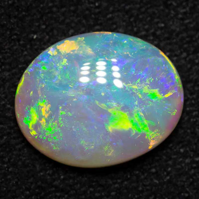 1.51 ct crystal opal 10x8x3mm - Image 2