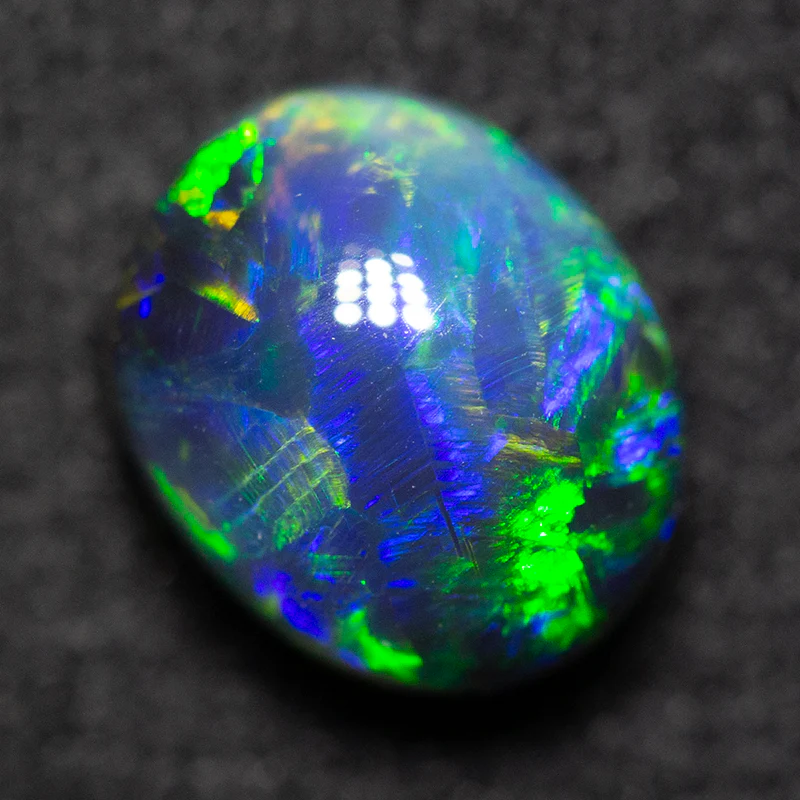 1.52 ct black opal 7.5x6.2x4.9mm - Image 3