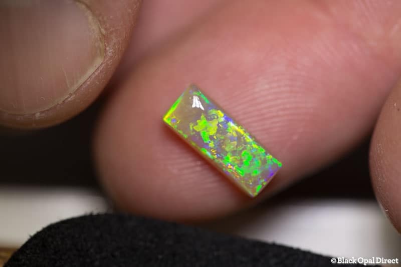 1.52 ct double sided crystal opal 11.5x4.5x3mm - Image 2
