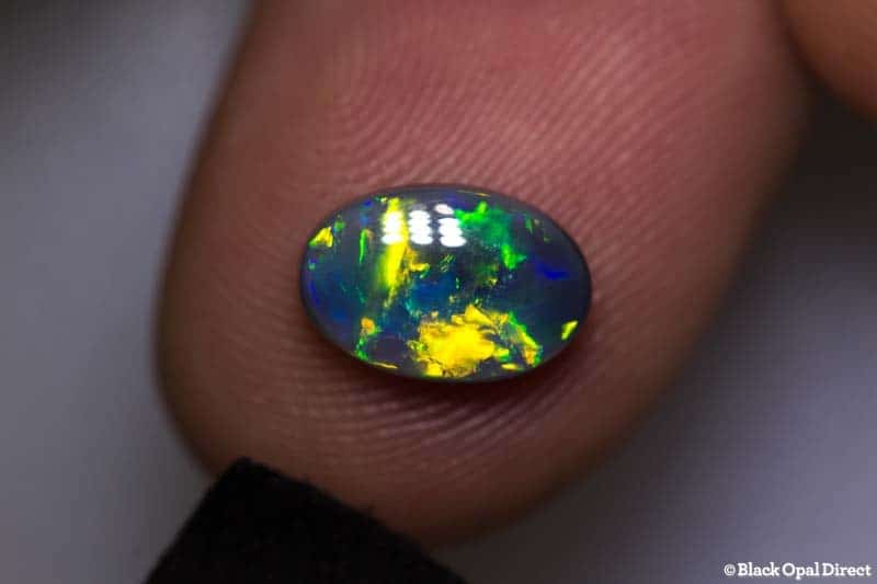 1.53 ct black opal 10x7x3mm - Image 2