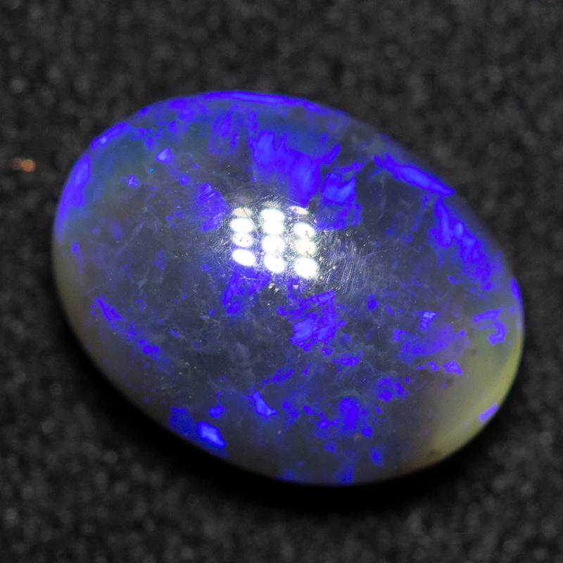 1.55 ct black crystal opal treasure box - Image 2