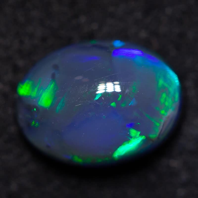 1.55 ct black opal 8.5x6.5x4.5mm - Image 2