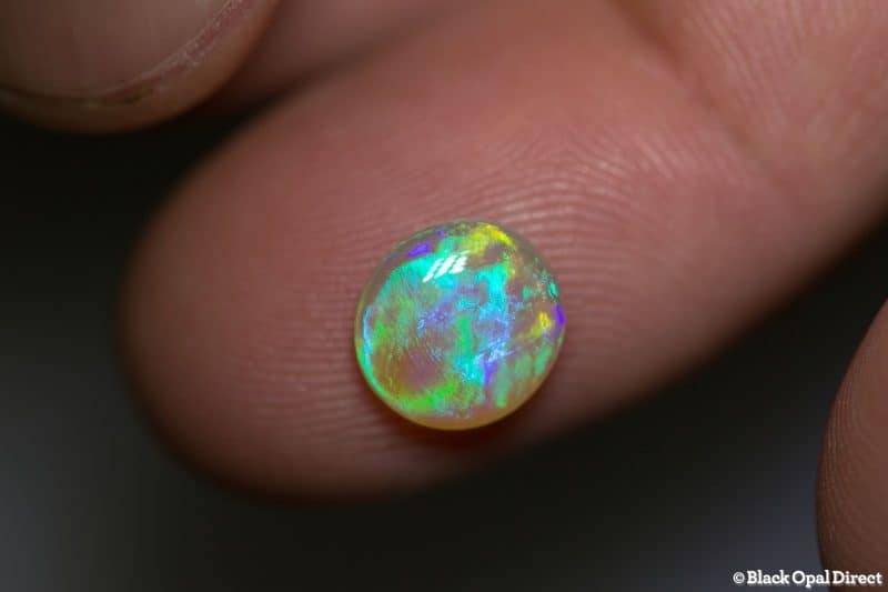 1.55 ct crystal opal 9x8x3mm - Image 2