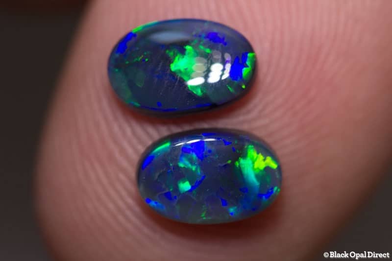 1.56 ct black opal pair 8x5mm - Image 2