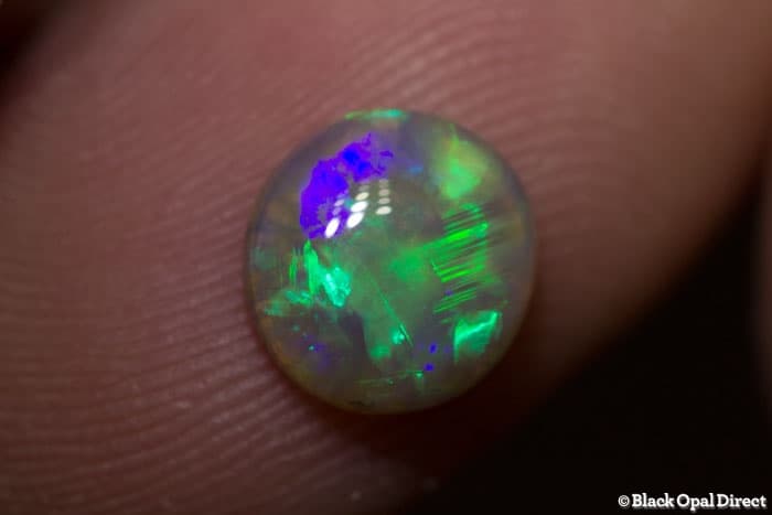 1.56 ct crystal opal 9x8x3mm - Image 2