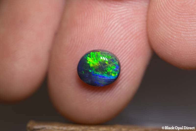 1.57 ct black opal 8x7x4mm - Image 2