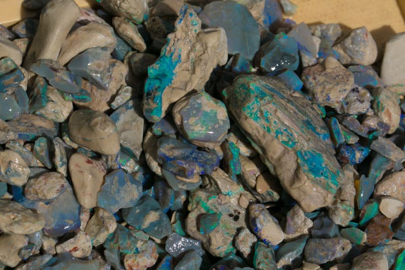 1.6 kilos of rough opal - Image 7