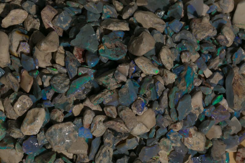 1.6 kilos of rough opal - Image 8