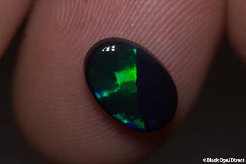 1.61 ct black opal 10.5x8x3mm - Image 2