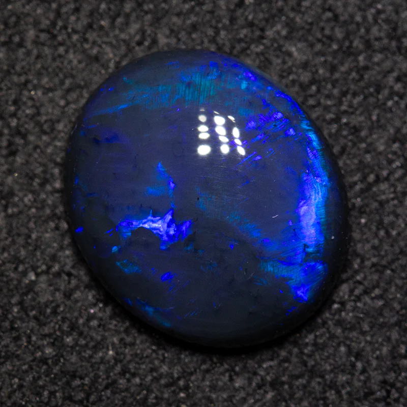 1.66 ct black opal 9.7x8.3x3.3mm - Image 3