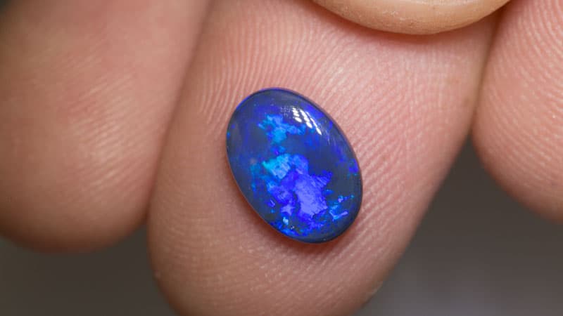 1.67 ct black opal 11x7.5x3mm - Image 2