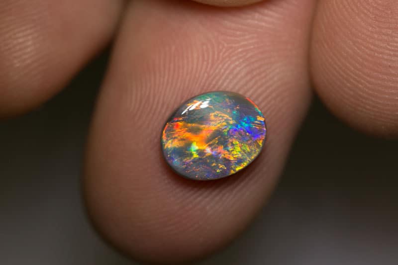 1.68 ct dark opal 10x8x3mm - Image 2