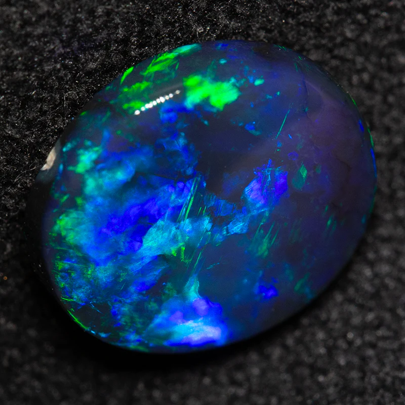 1.69 ct black opal 9.5x8.5x3.3mm - Image 2