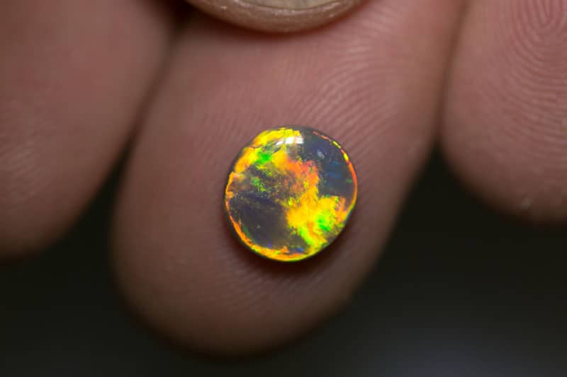 1.69 ct dark opal 9x8.5x3mm - Image 2