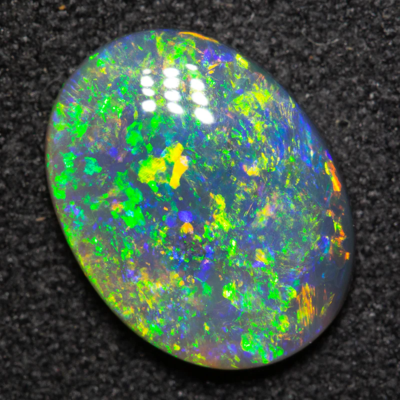 1.71 ct black opal 11.3x8.6x2.6mm - Image 3