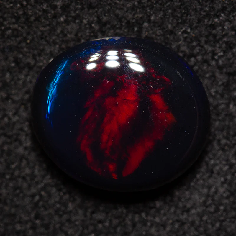 1.71 ct black opal 9x7.8x3.6mm - Image 2