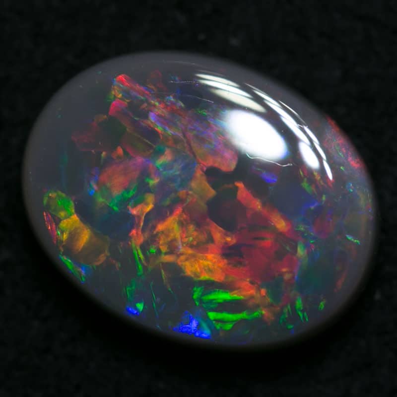 1.72 ct black opal 9.5x7x3mm - Image 2