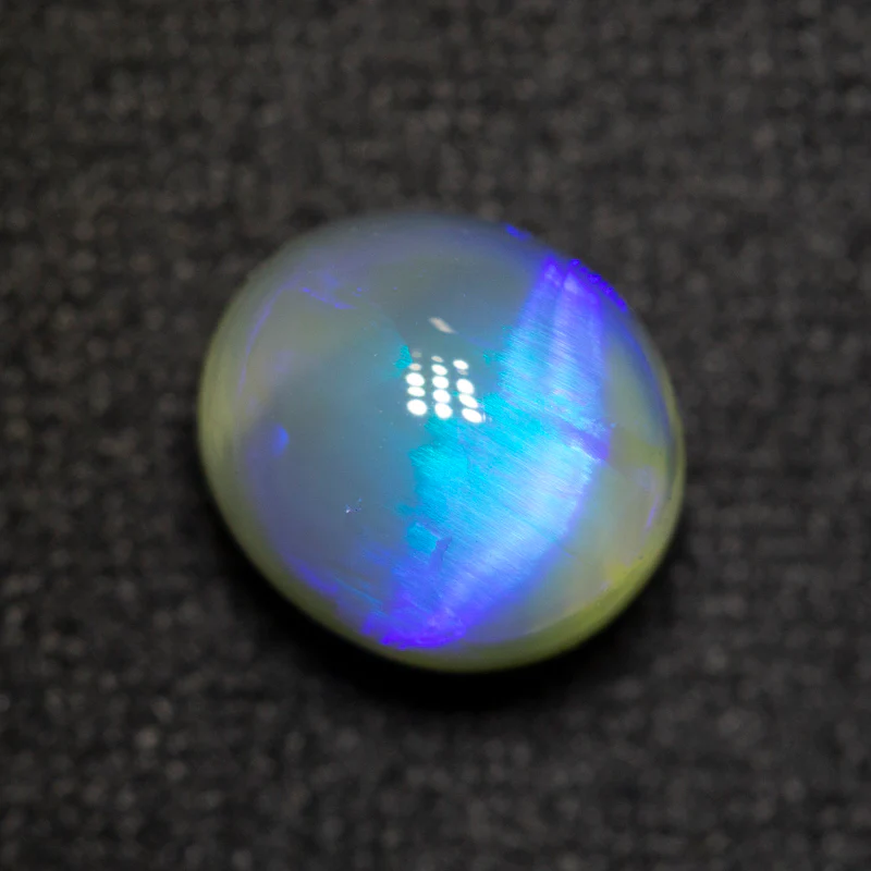 1.74 ct dark opal 7.7x6.8x5.6mm - Image 2