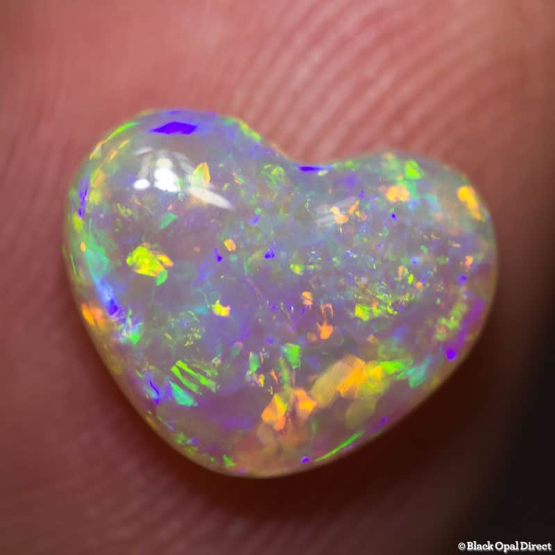 1.77 ct heart shaped crystal opal 11x9x3mm - Image 2