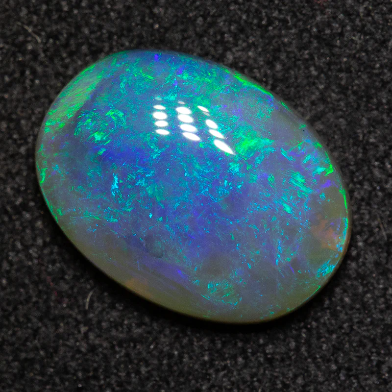 1.78 ct dark crystal opal 10.7x7.9x3.3mm - Image 2