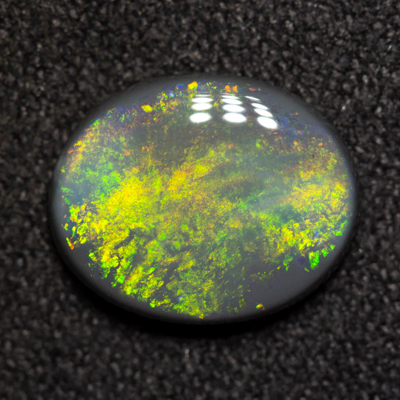 1.81 ct black opal 10.4x8.5x2.9mm - Image 2