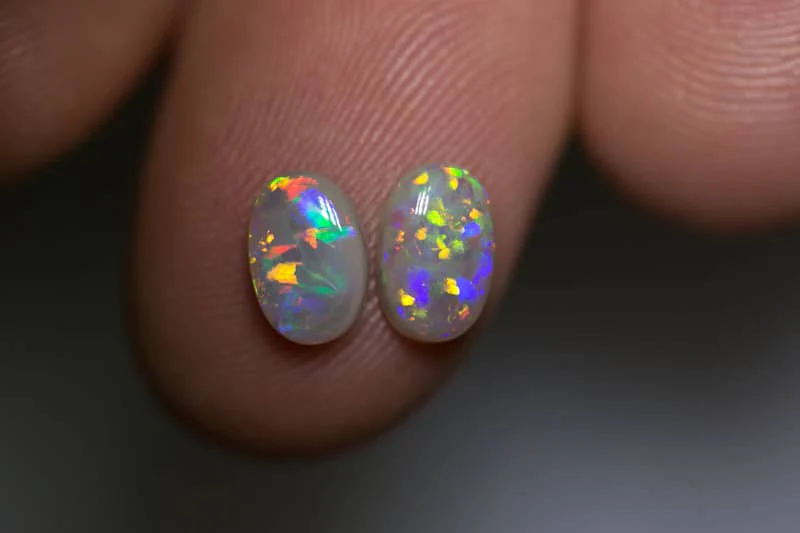 1.81 ct white opal pair 8x5.5mm - Image 3