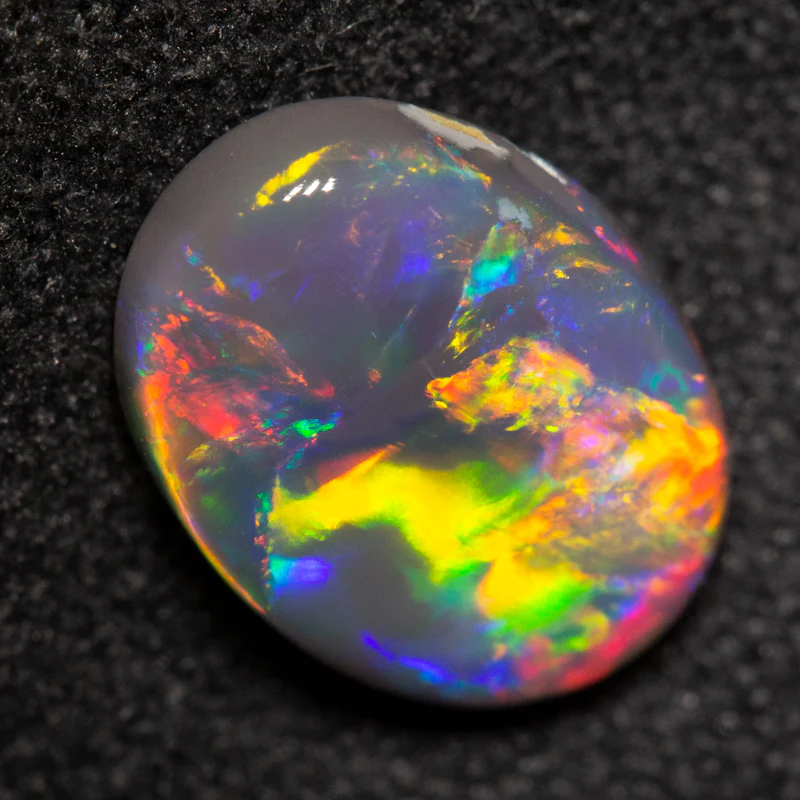 1.82 ct black opal 10.3x7.6x3.9mm - Image 2