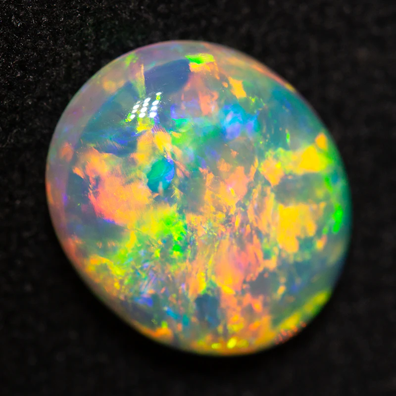 1.84 ct crystal opal 9.8x8.2x3.4mm - Image 2