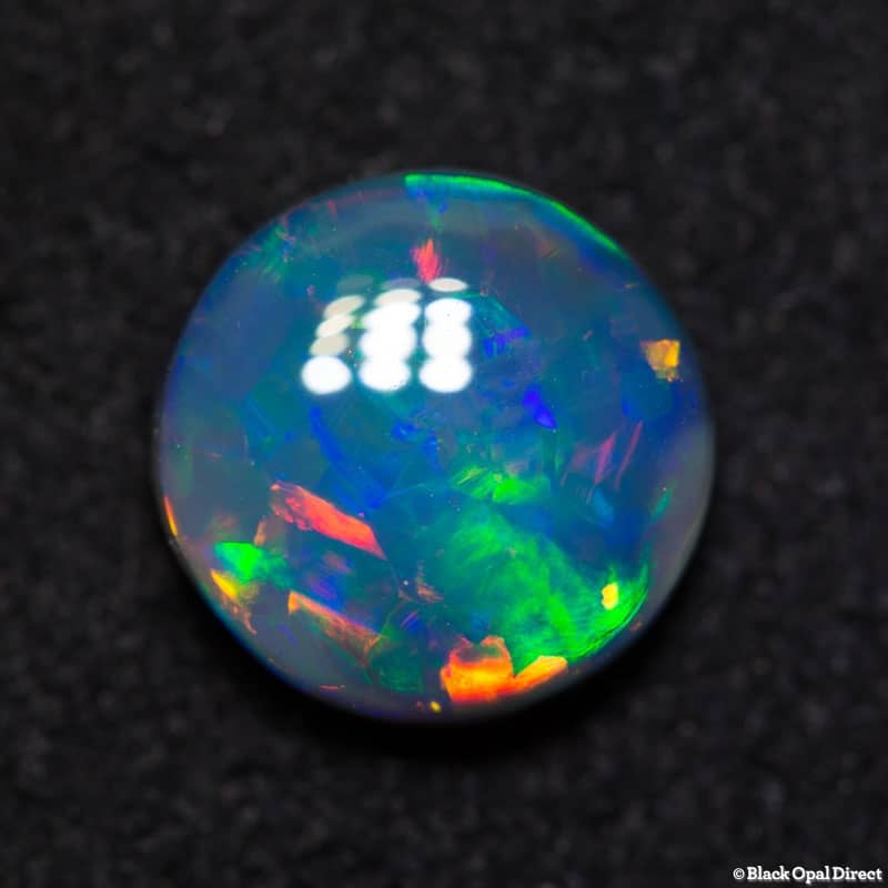 1.84 ct green red dark opal - Image 4