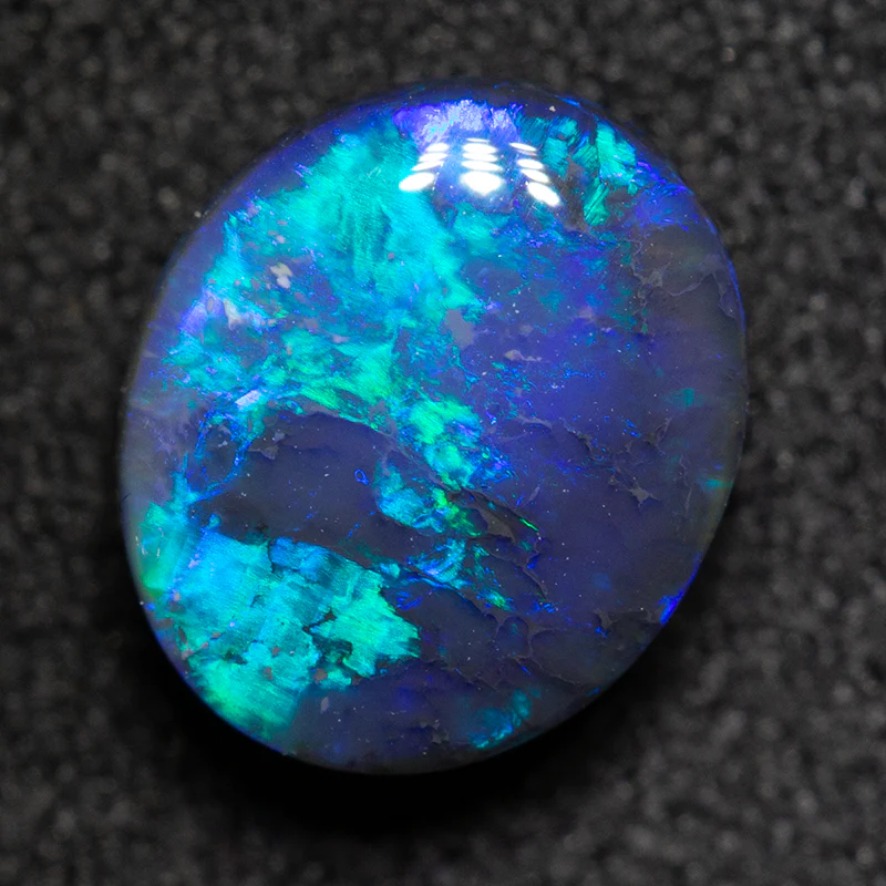 1.85 ct black opal 8.6x7.3x4.6mm - Image 2