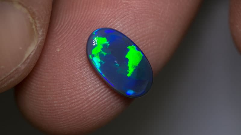 1.86 ct black opal 12x7x3mm - Image 2