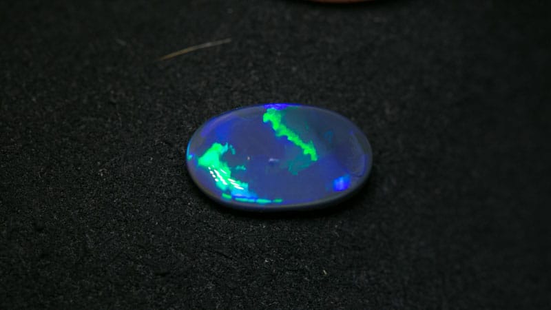 1.86 ct black opal 12x7x3mm - Image 3