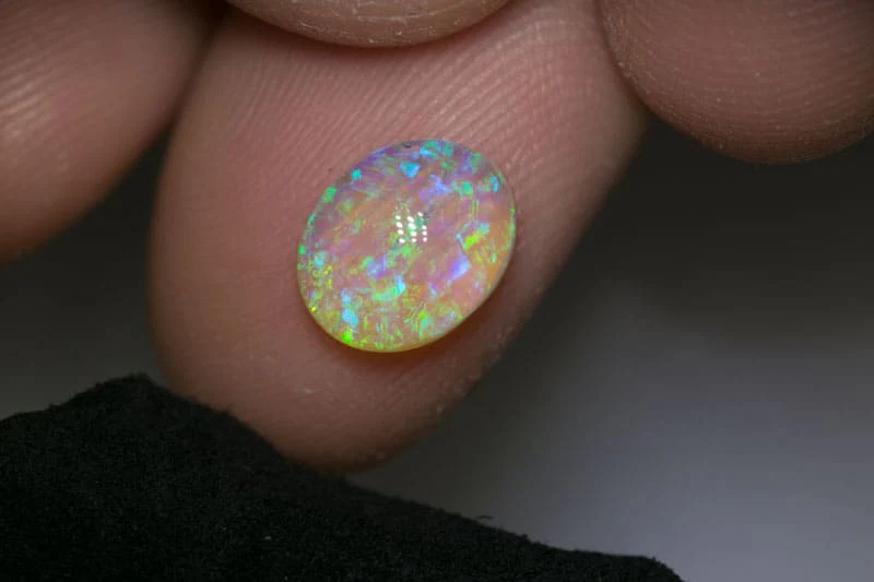1.87 ct crystal opal 10x8x4mm - Image 4