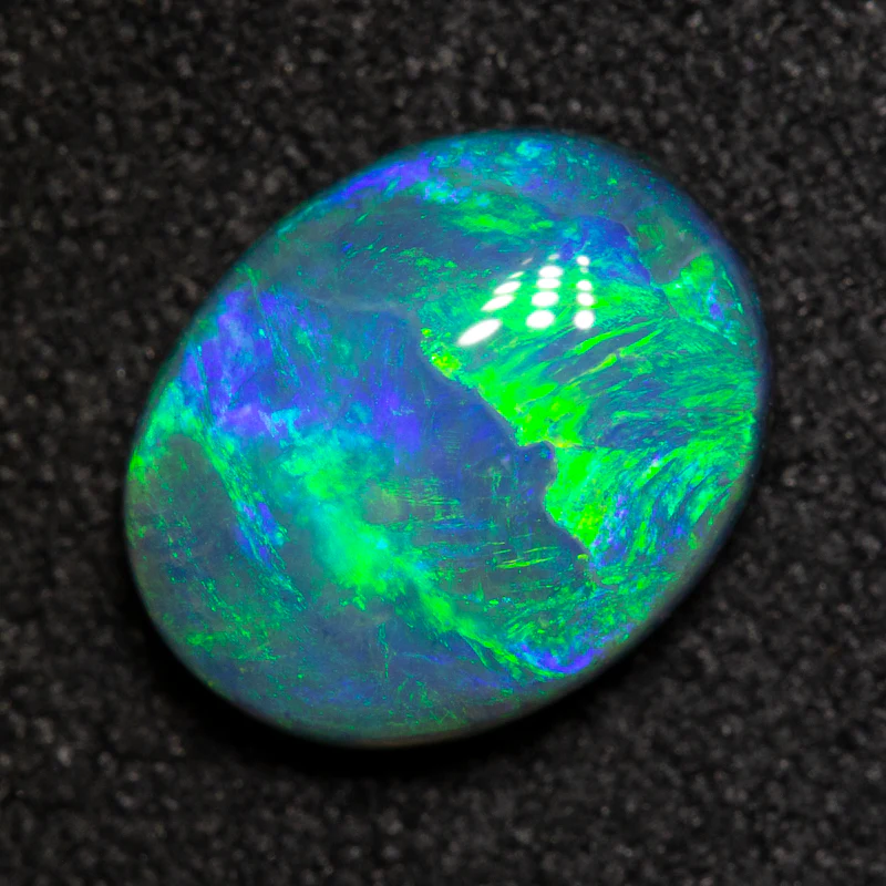 1.88 ct black opal 9.8x7.8x3.7mm - Image 2