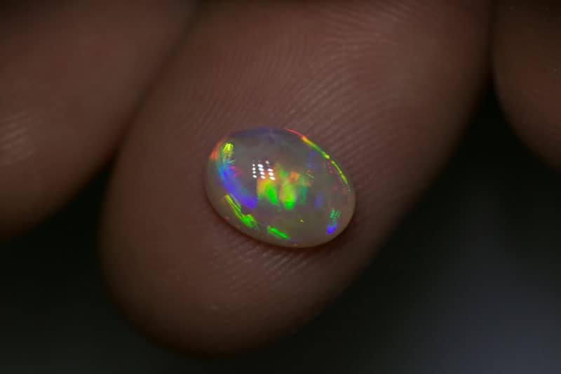 1.88 ct gem crystal opal 10x7x4mm - Image 2