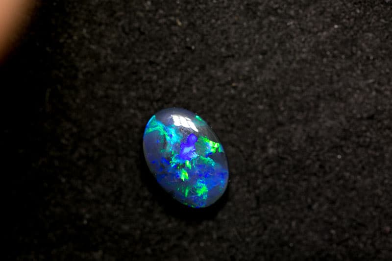1.90 ct black opal 10x7x4mm - Image 3