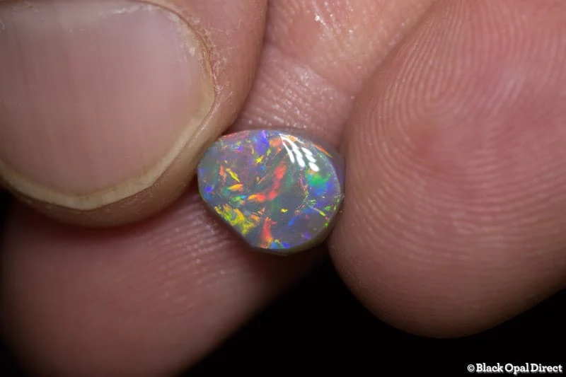 1.90 ct opal rub 9mm across - Image 2